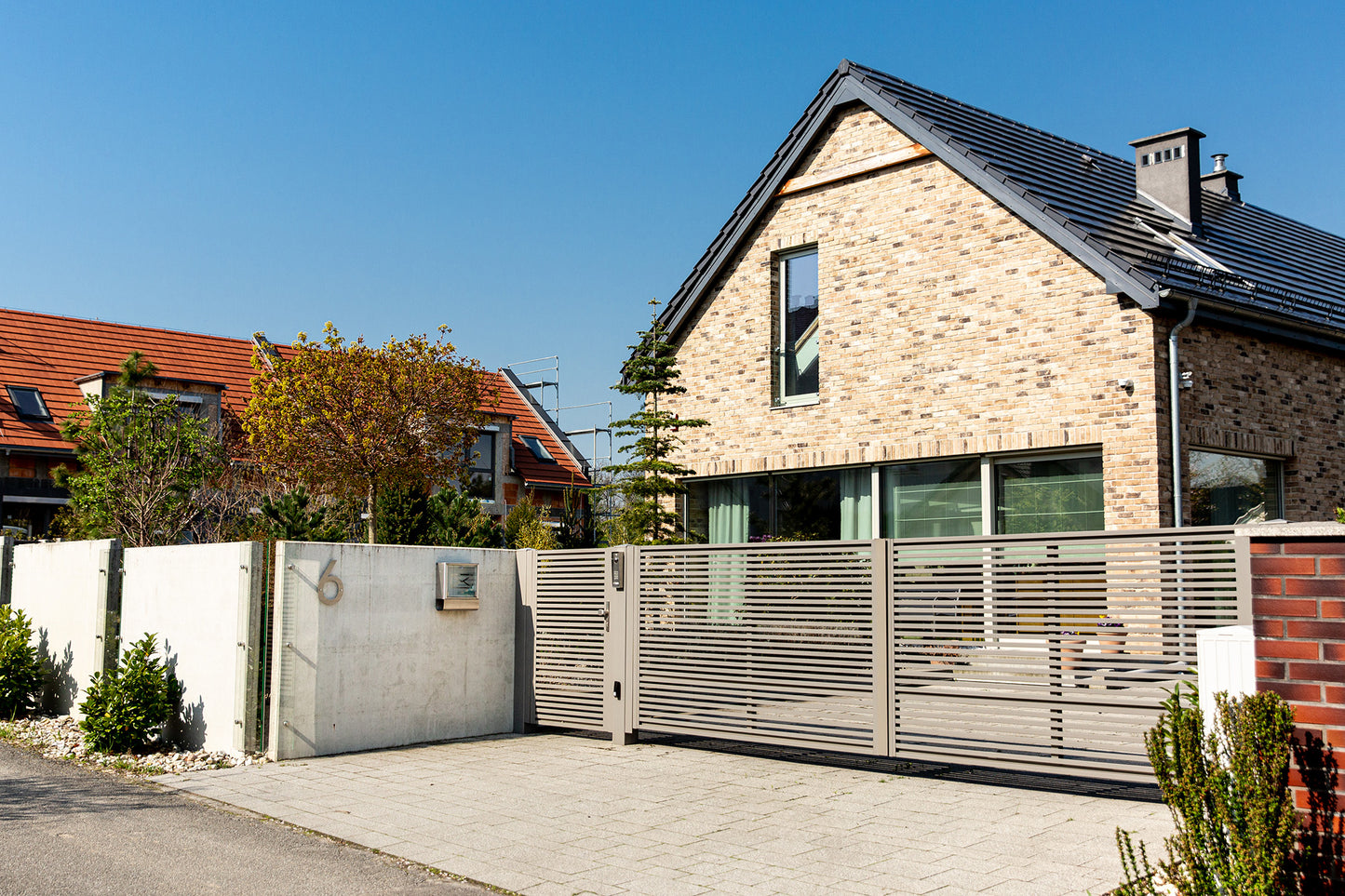 ZAUNFELD AUS ALUMINIUM AL23