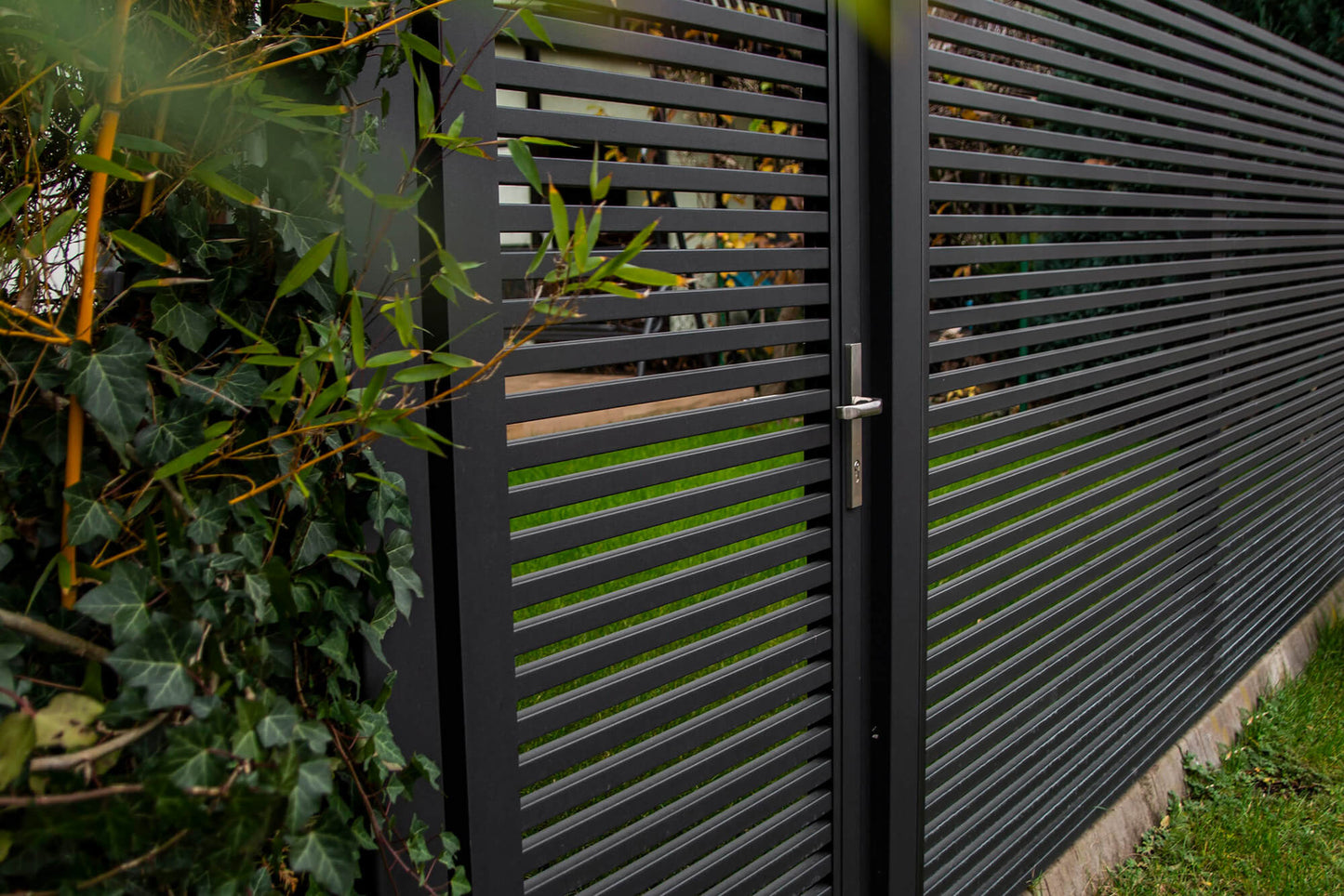 ZAUNFELD AUS ALUMINIUM AL23