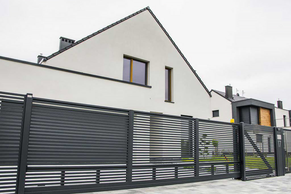 ZAUNFELD AUS ALUMINIUM AL23