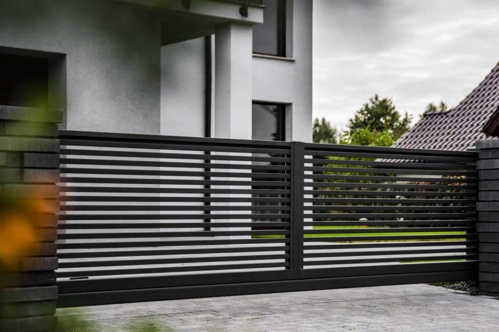ZAUNFELD AUS ALUMINIUM AL23