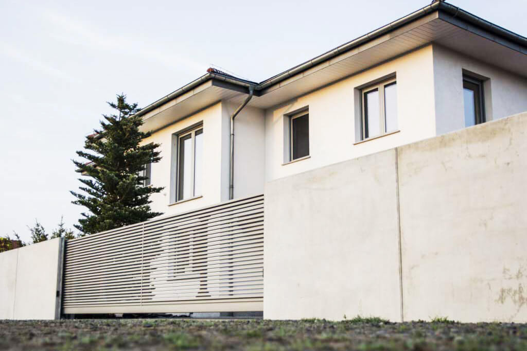 ZAUNFELD AUS ALUMINIUM AL23