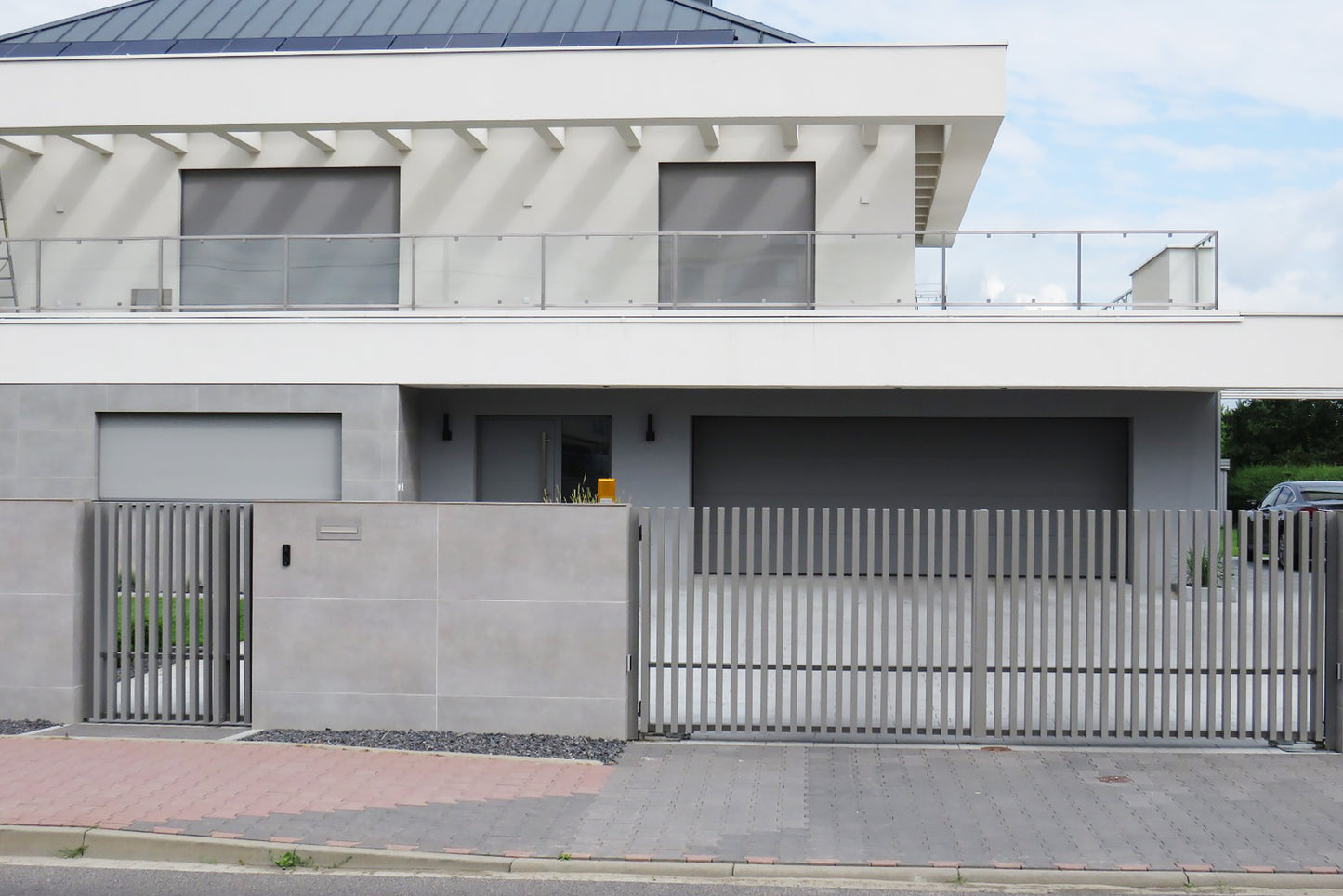 ZAUNFELD AUS ALUMINIUM AL48