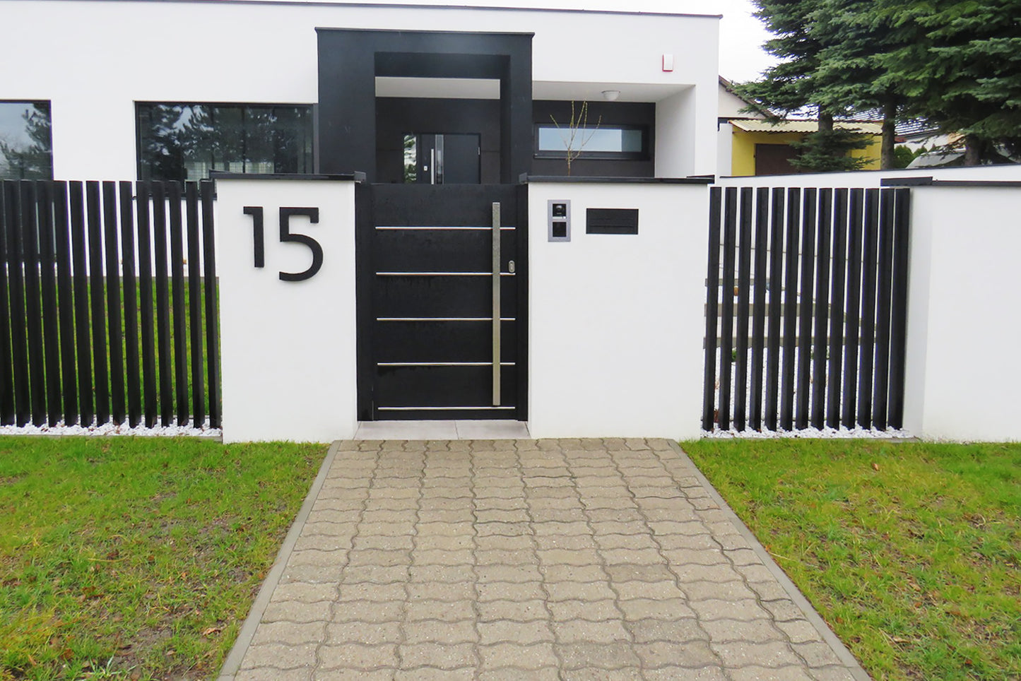 ZAUNFELD AUS ALUMINIUM AL48