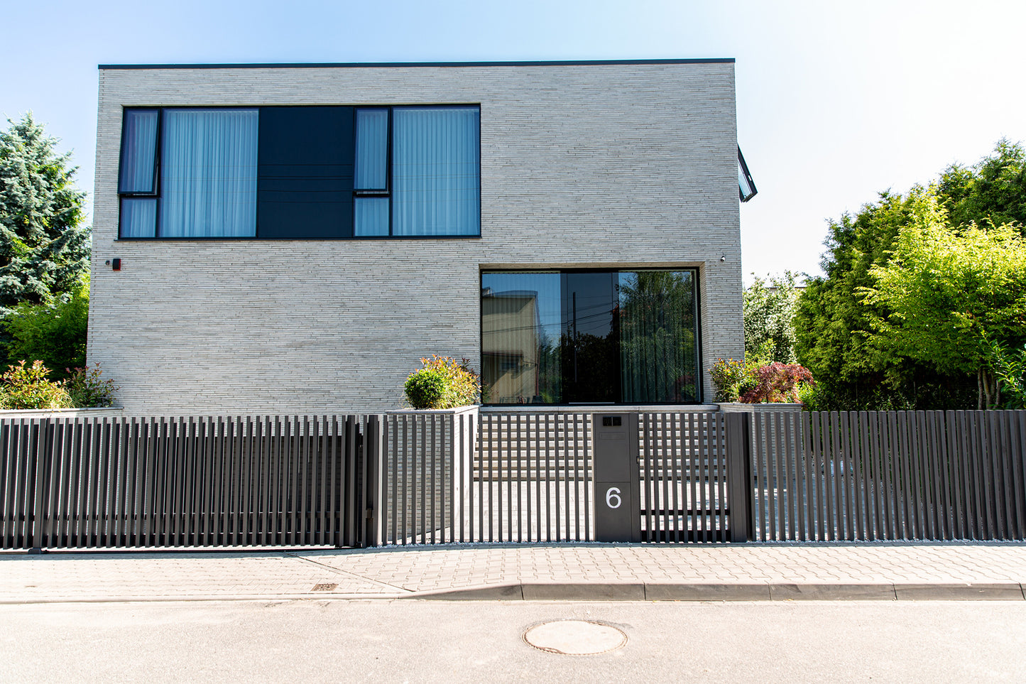 ZAUNFELD AUS ALUMINIUM AL48