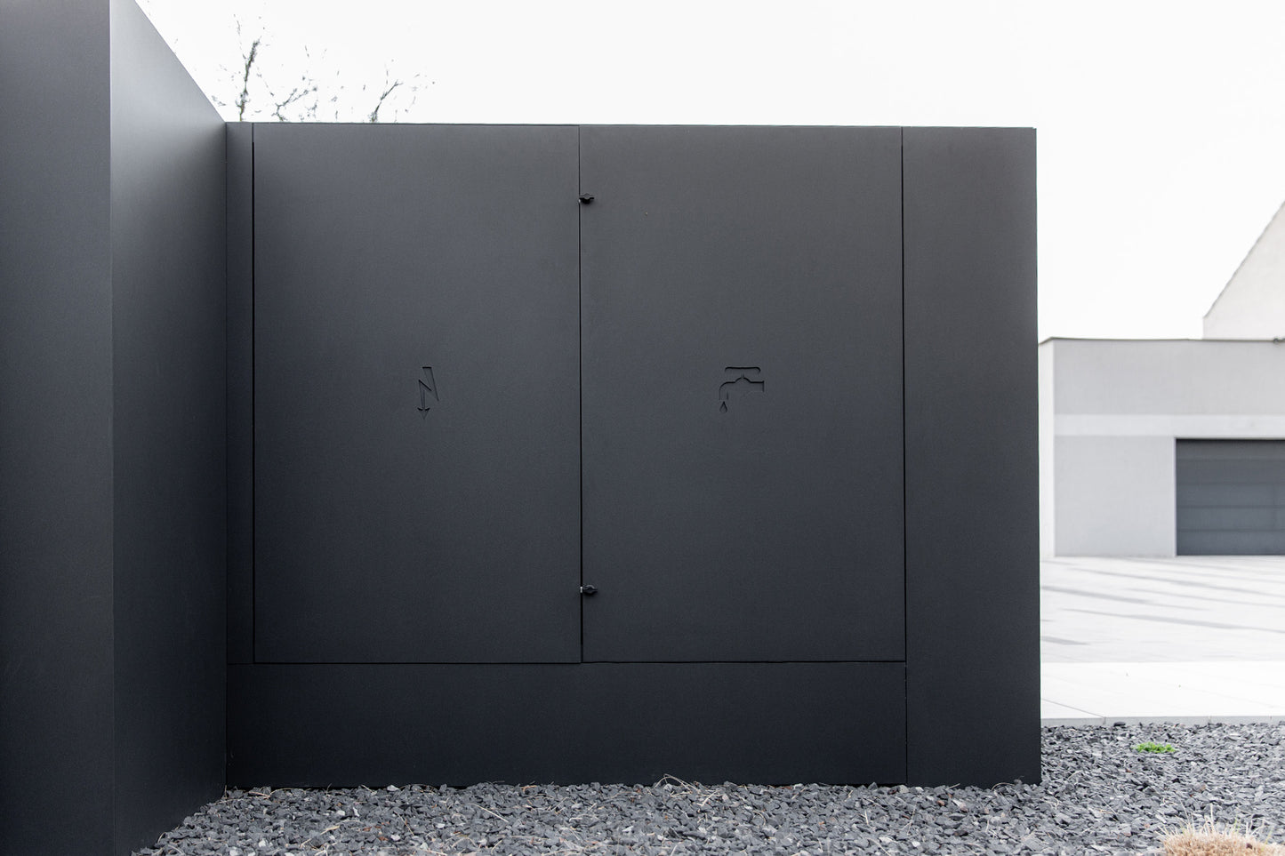 ZAUNFELD AUS ALUMINIUM AL9