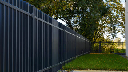 ZAUNFELD BERLIN A