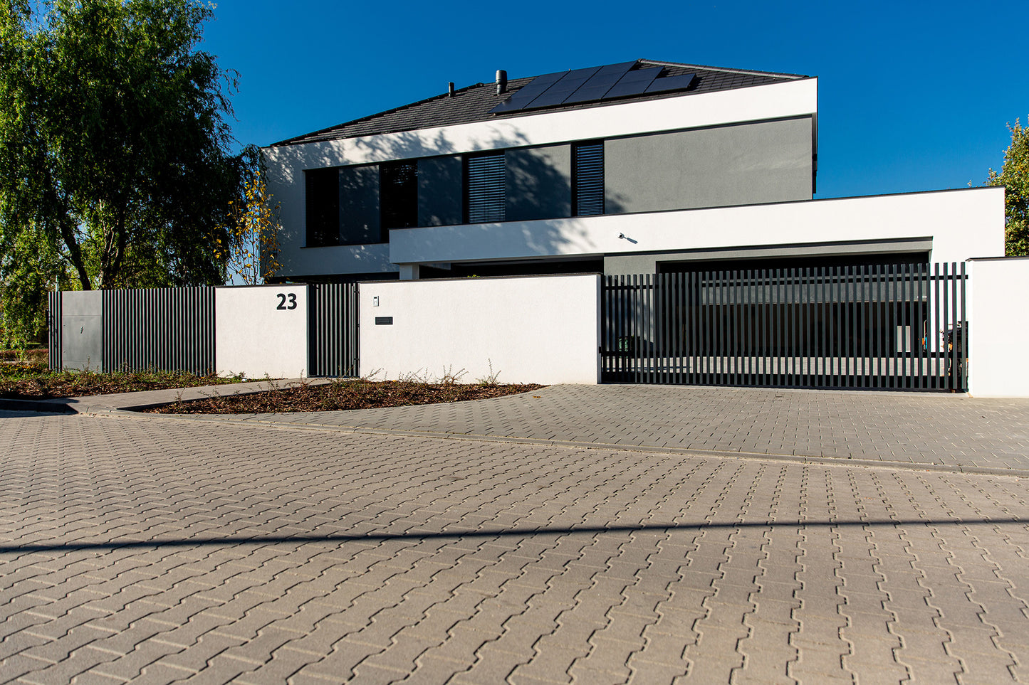 ZAUNFELD AUS ALUMINIUM AL48